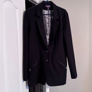 🖤 Sleek Power Blazer with a Feminine Twist – Long Tall Sally 🖤